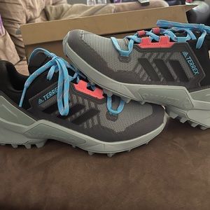 Women’s Adidas Terrex Swift R3 shoes